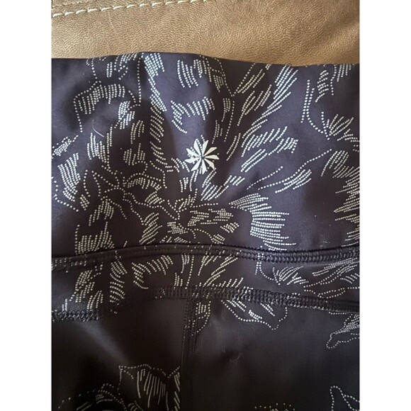 Athleta size XS rainier Reflective Tight Alina Bloom Black #985307 - Picture 11 of 12